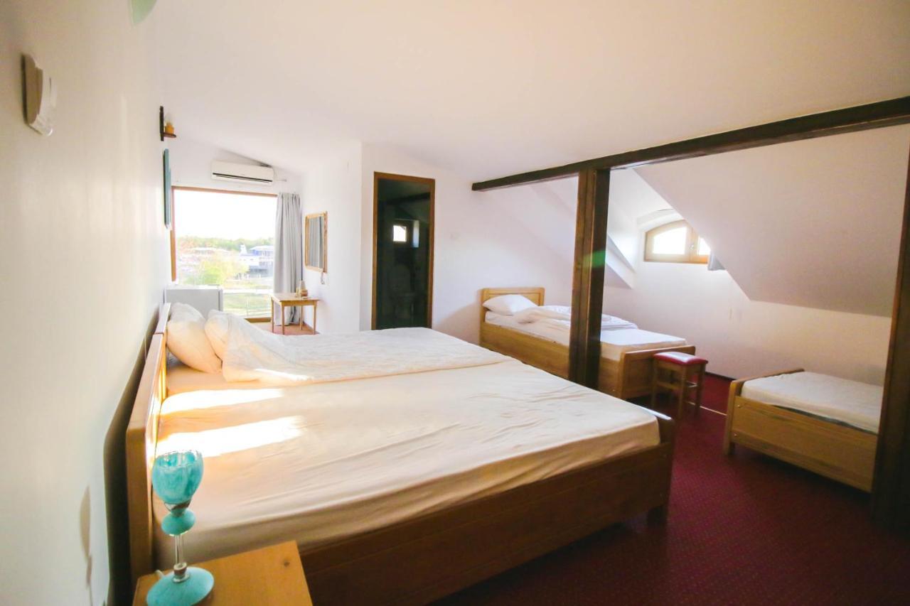 Zen Eco Villa スフントゥ・ゲオルゲ エクステリア 写真